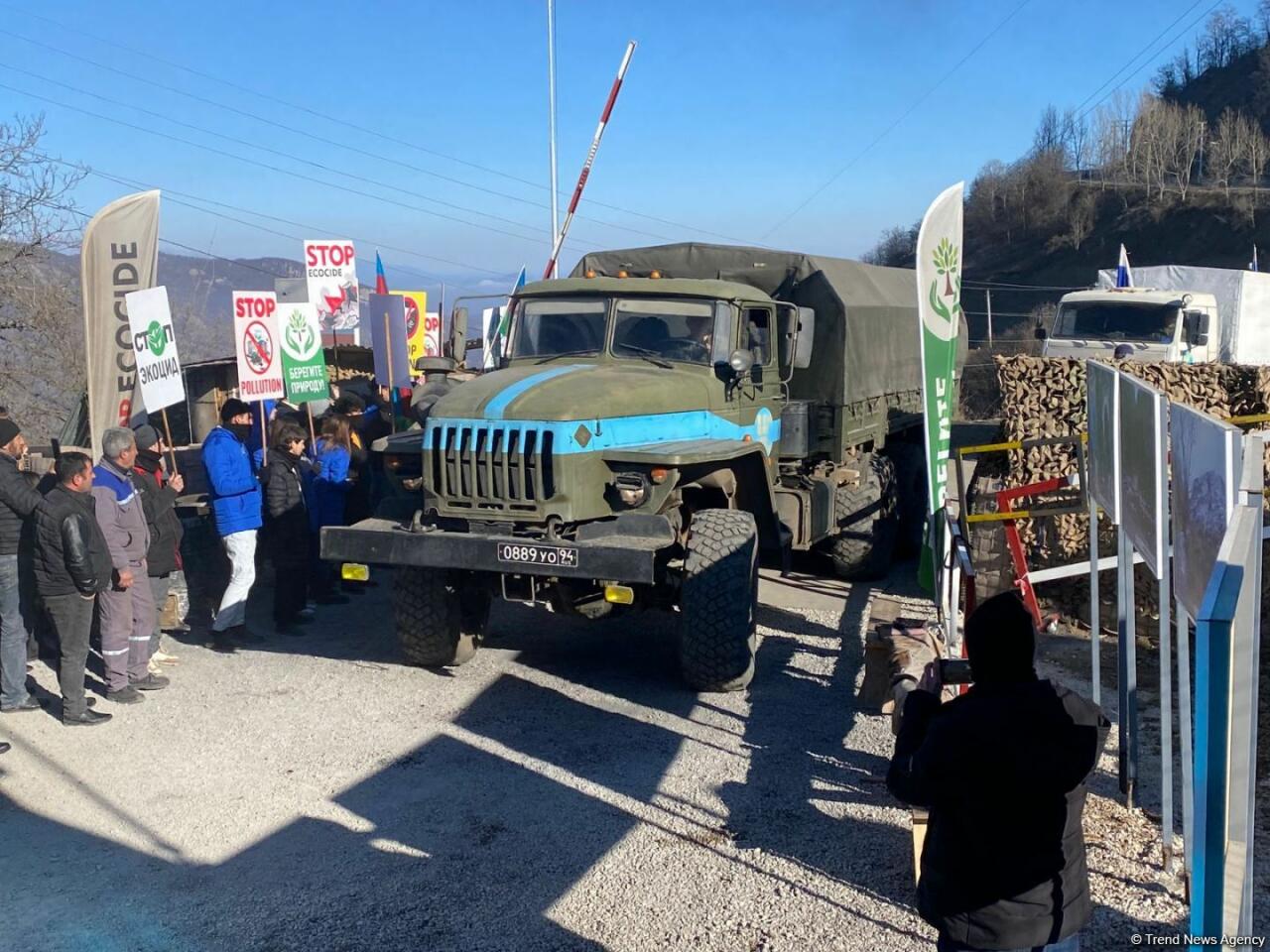 По Лачинской дороге проехала еще одна колонна автомобилей миротворцев