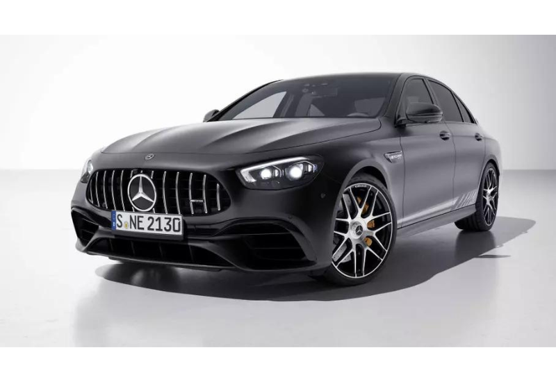 Mercedes-AMG показал прощальные модели с V8 для Австралии