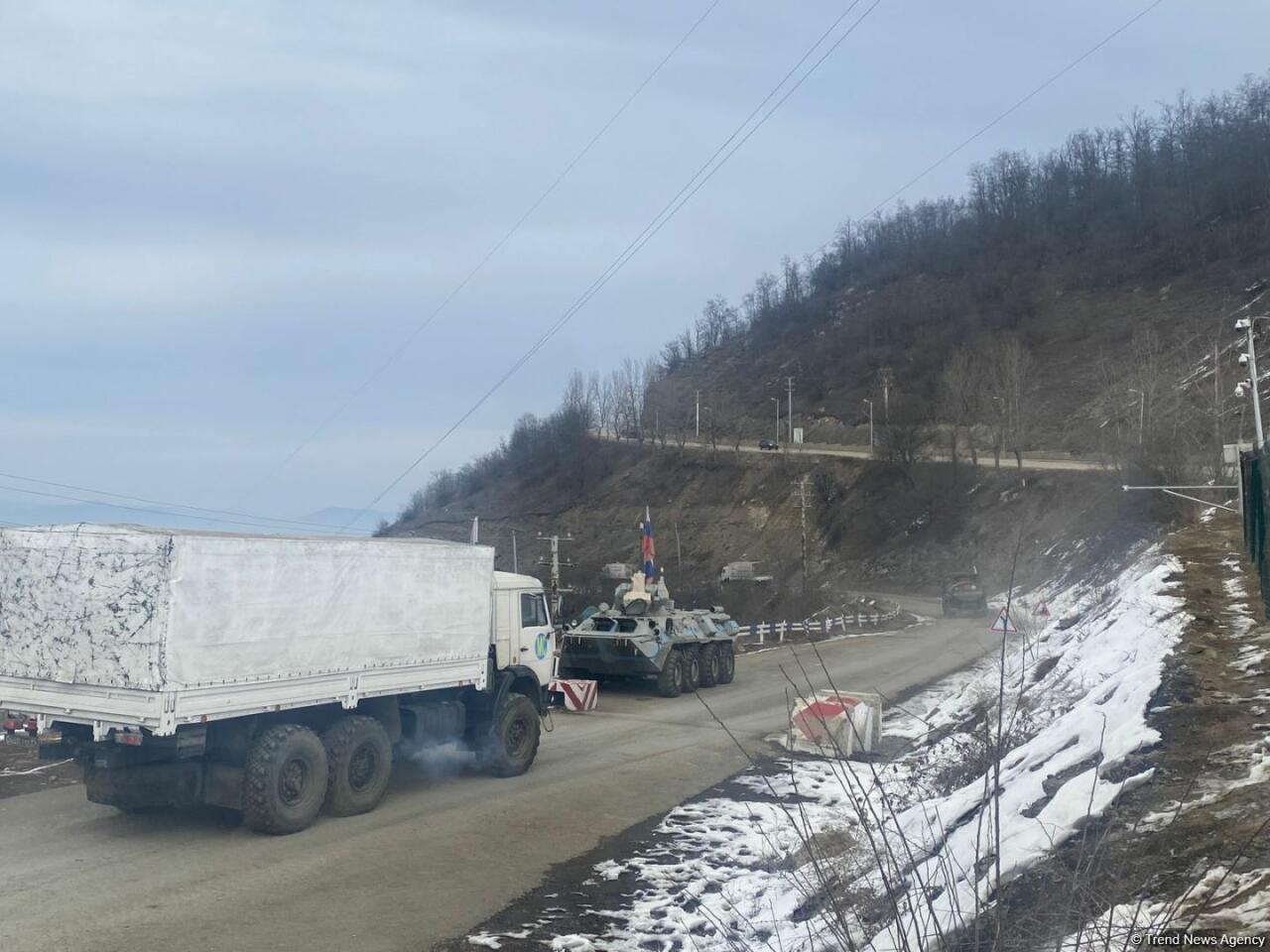 По Лачинской дороге проехали 13 автомашин снабжения миротворцев