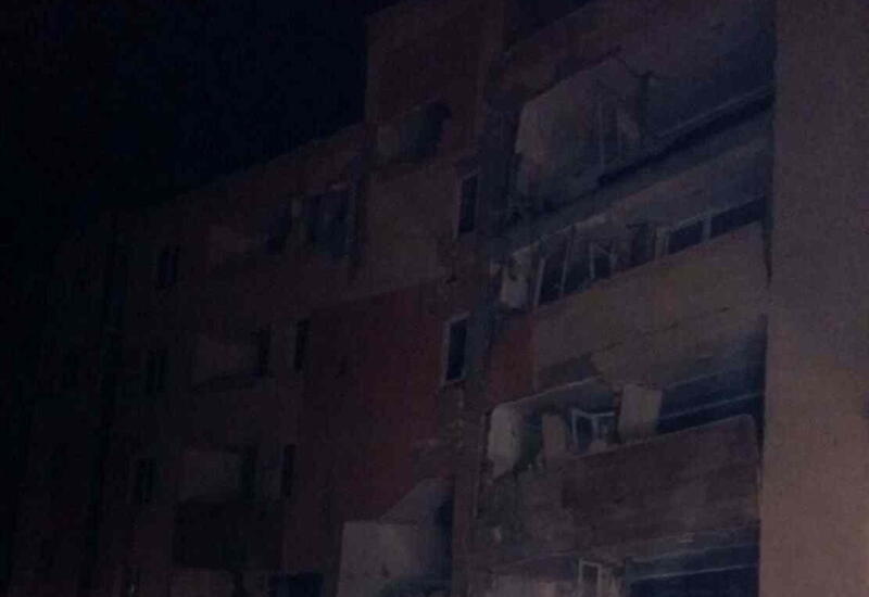 İranda baş verən güclü zəlzələ nəticəsində 3 nəfər həlak olub, 307 nəfər xəsarət alıb