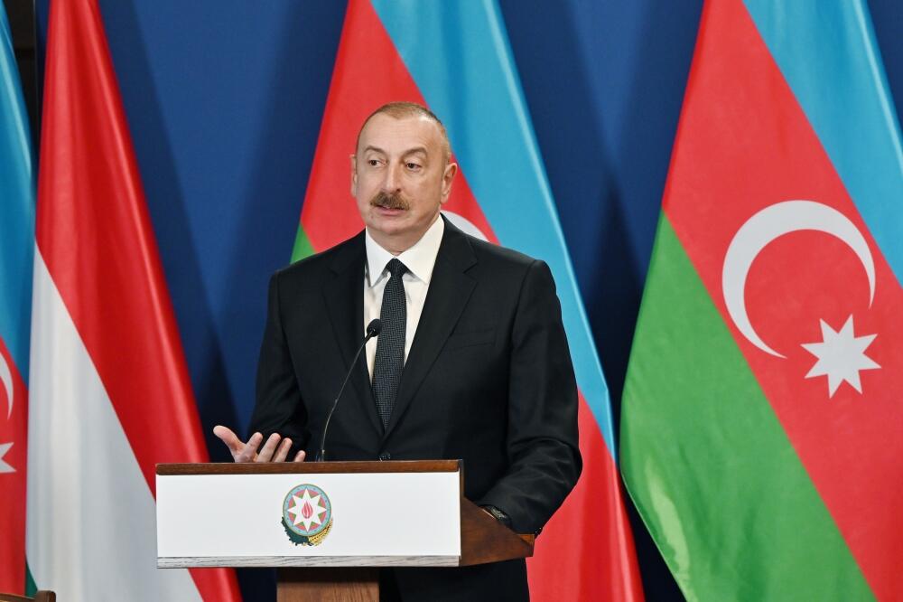 Президент Азербайджана Ильхам Алиев и премьер-министр Венгрии Виктор Орбан выступили с заявлениями для прессы