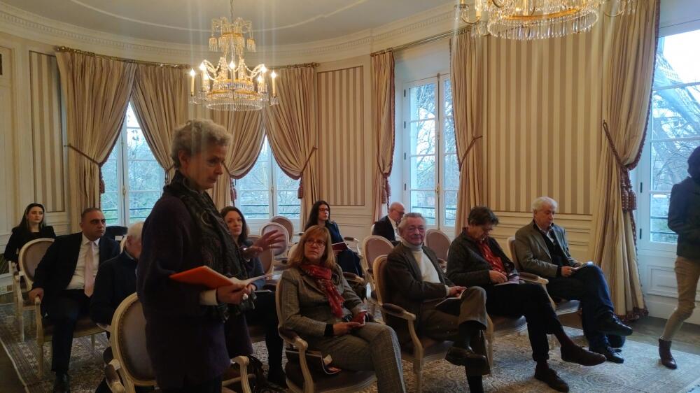 Лейла Абдуллаева провела в Париже пресс-конференцию для иностранных журналистов