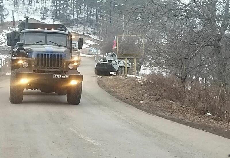 По Лачинской дороге проехали еще 6 автомобилей миротворцев