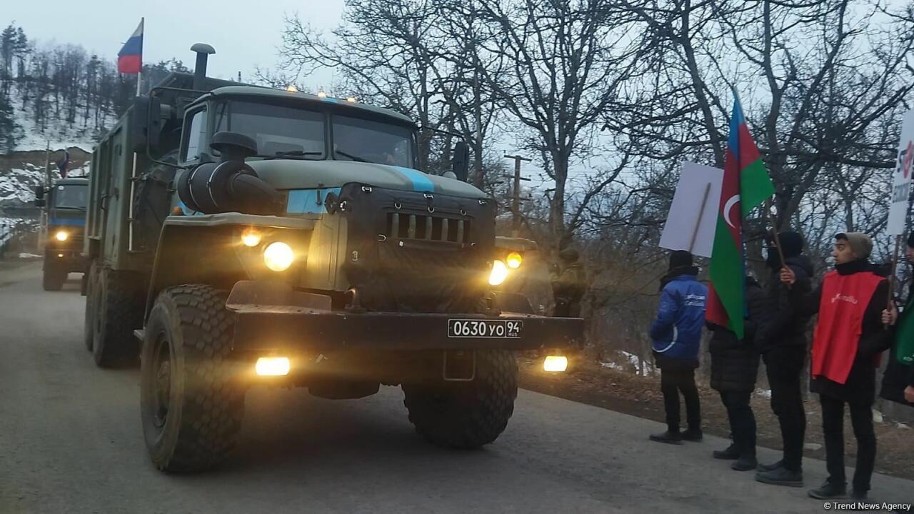 По Лачинской дороге проехали еще 6 автомобилей миротворцев