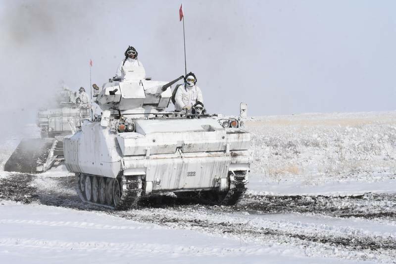 Азербайджанские танки совершили маневры на учениях в Турции
