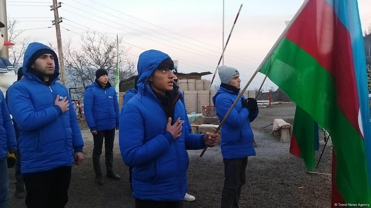 Акция азербайджанских экоактивистов на Лачинской дороге продолжается 52-й день