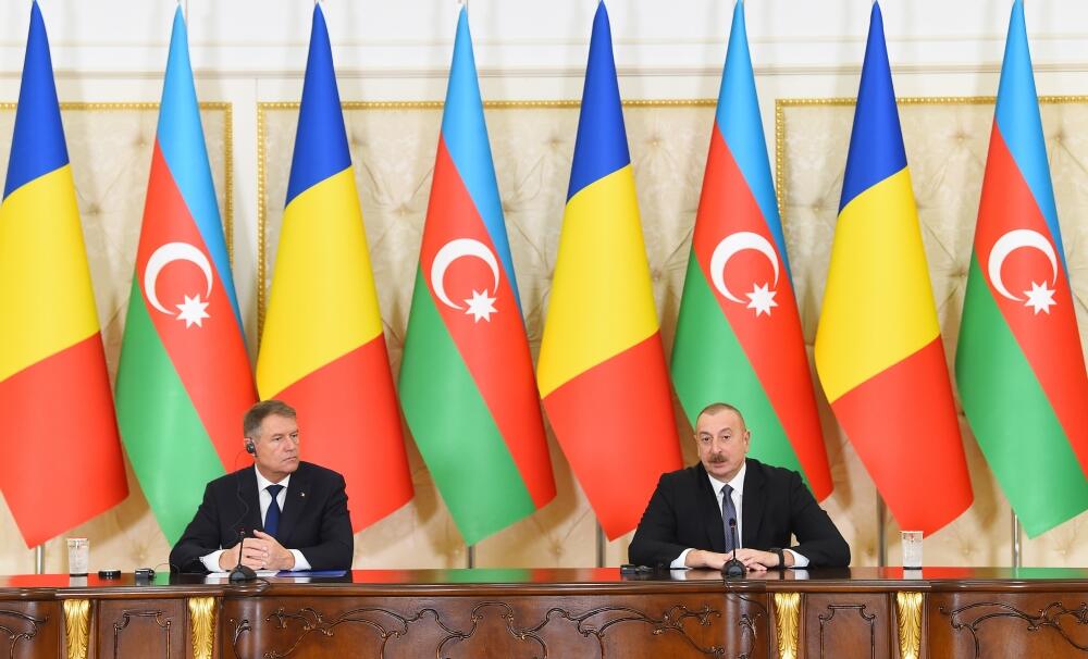 Президенты Азербайджана и Румынии выступили с заявлениями для прессы