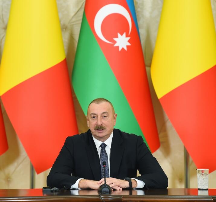 Президенты Азербайджана и Румынии выступили с заявлениями для прессы