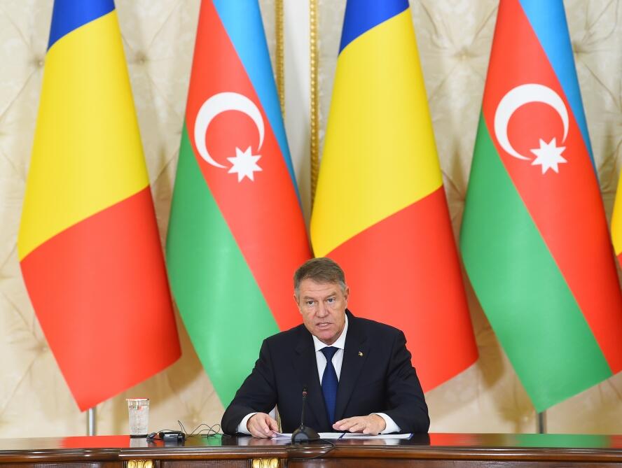 Президенты Азербайджана и Румынии выступили с заявлениями для прессы