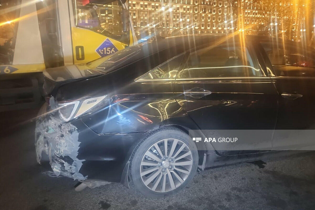 Цепная авария в Баку, есть пострадавшие