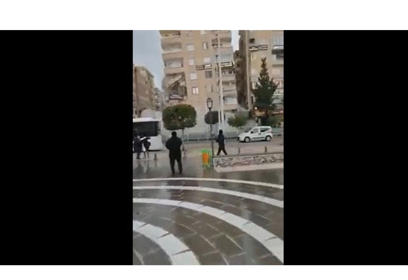 Дома сыпятся на глазах у жителей в Шанлыурфе
