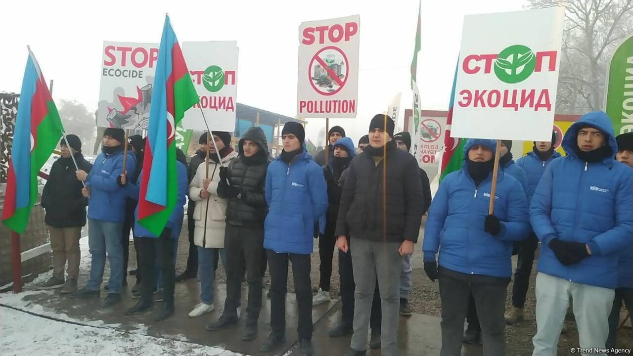 Акция азербайджанских экоактивистов на Лачинской дороге продолжается 58-й день