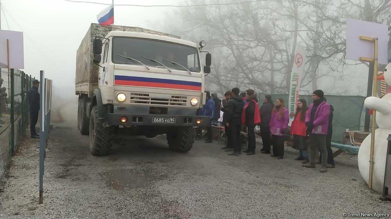 По Лачинской дороге беспрепятственно проехали 26 транспортных средств миротворцев