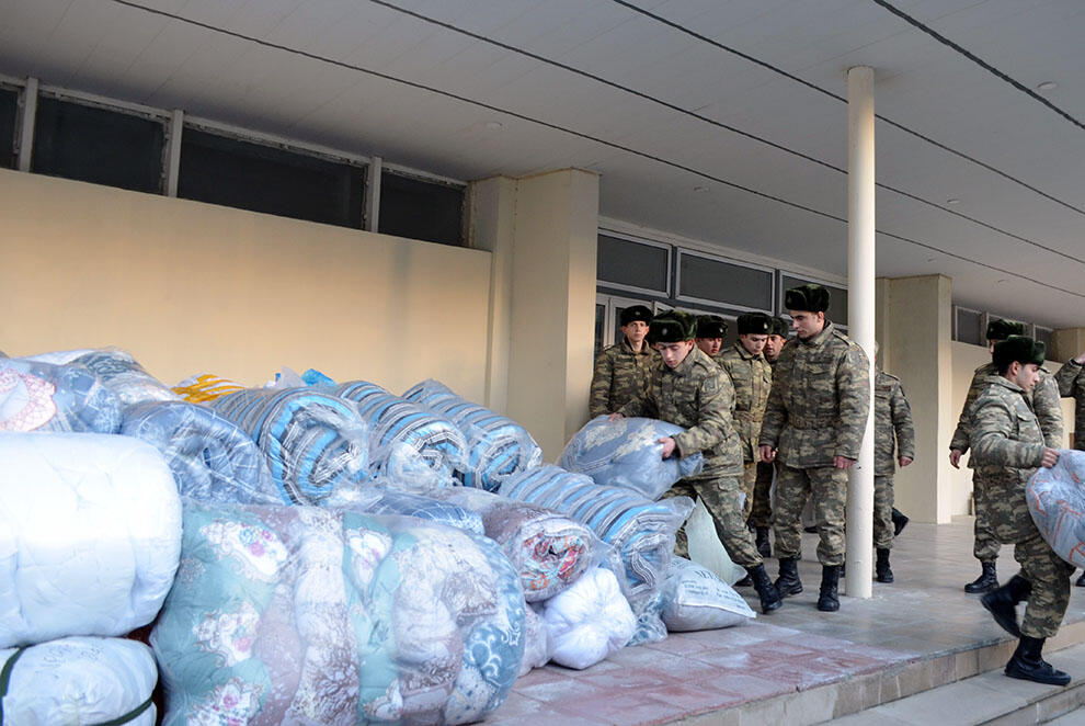 Müdafiə Nazirliyinin təşkilatçılığı ilə Türkiyəyə yardım göndərilib
