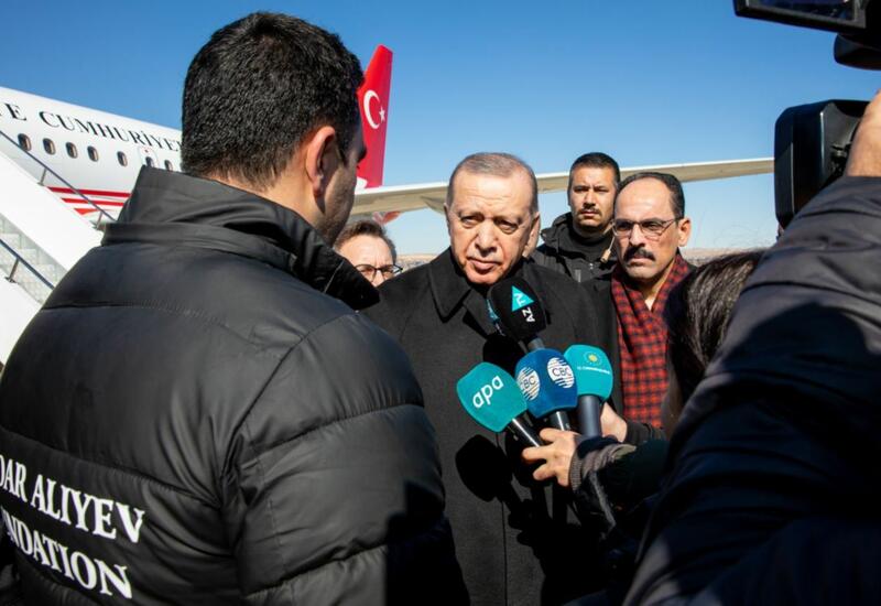 Ərdoğan Birinci xanım Mehriban Əliyevanın tapşırığı üzrə Qaziantepdə olan Heydər Əliyev Fondunun nümayəndələri ilə görüşüb