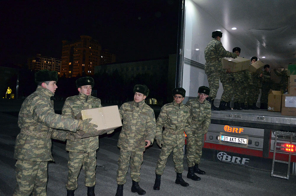 Müdafiə Nazirliyinin təşkilatçılığı ilə Türkiyəyə yardım göndərilib
