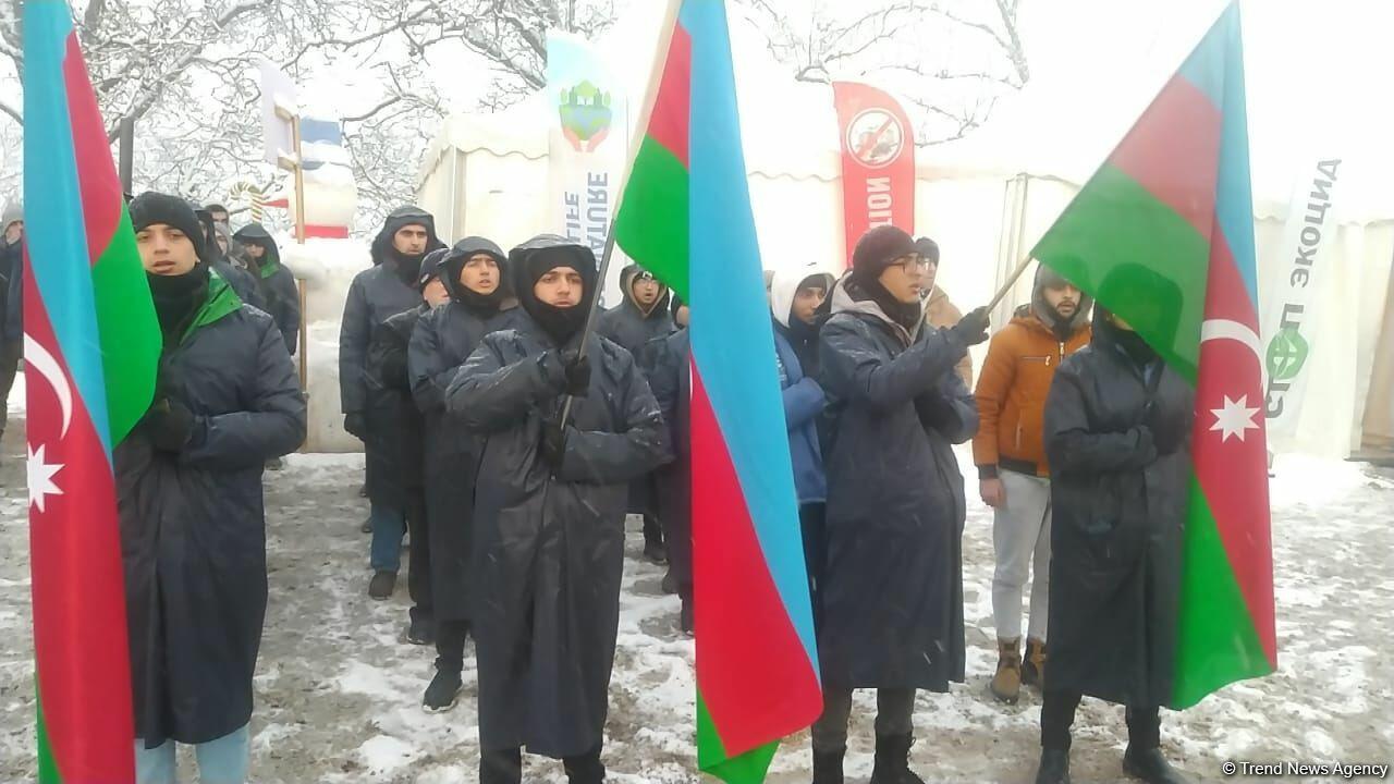 Акция азербайджанских экоактивистов на Лачинской дороге продолжается 60-й день