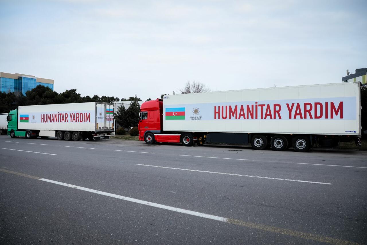 Собранная при поддержке Фонда Гейдара Алиева гуманитарная помощь отправлена ​​в Турцию
