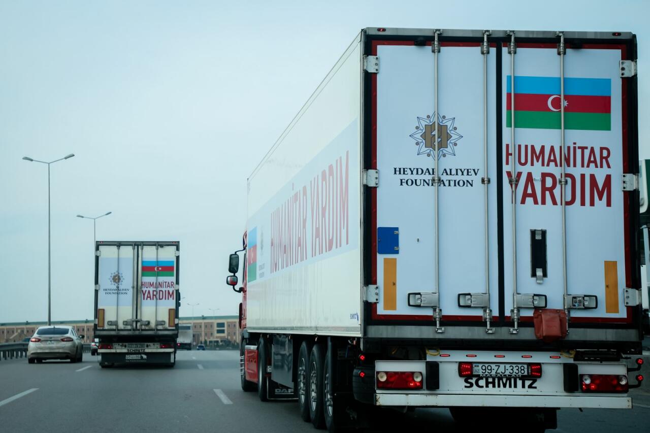Собранная при поддержке Фонда Гейдара Алиева гуманитарная помощь отправлена ​​в Турцию