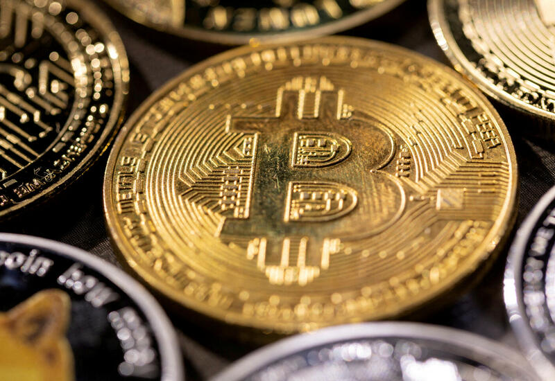 Курс биткоина обвалился