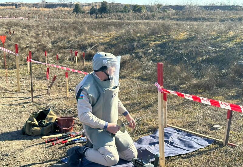 Ermənilər Füzulidə kütləvi məzarlıqların ətrafını minalayıb