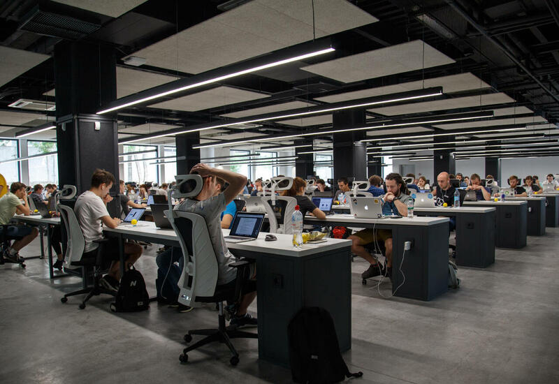 В Британии 18 компаний вводят четырехдневную рабочую неделю