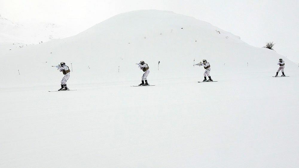 Учения азербайджанского спецназа в Нахчыване