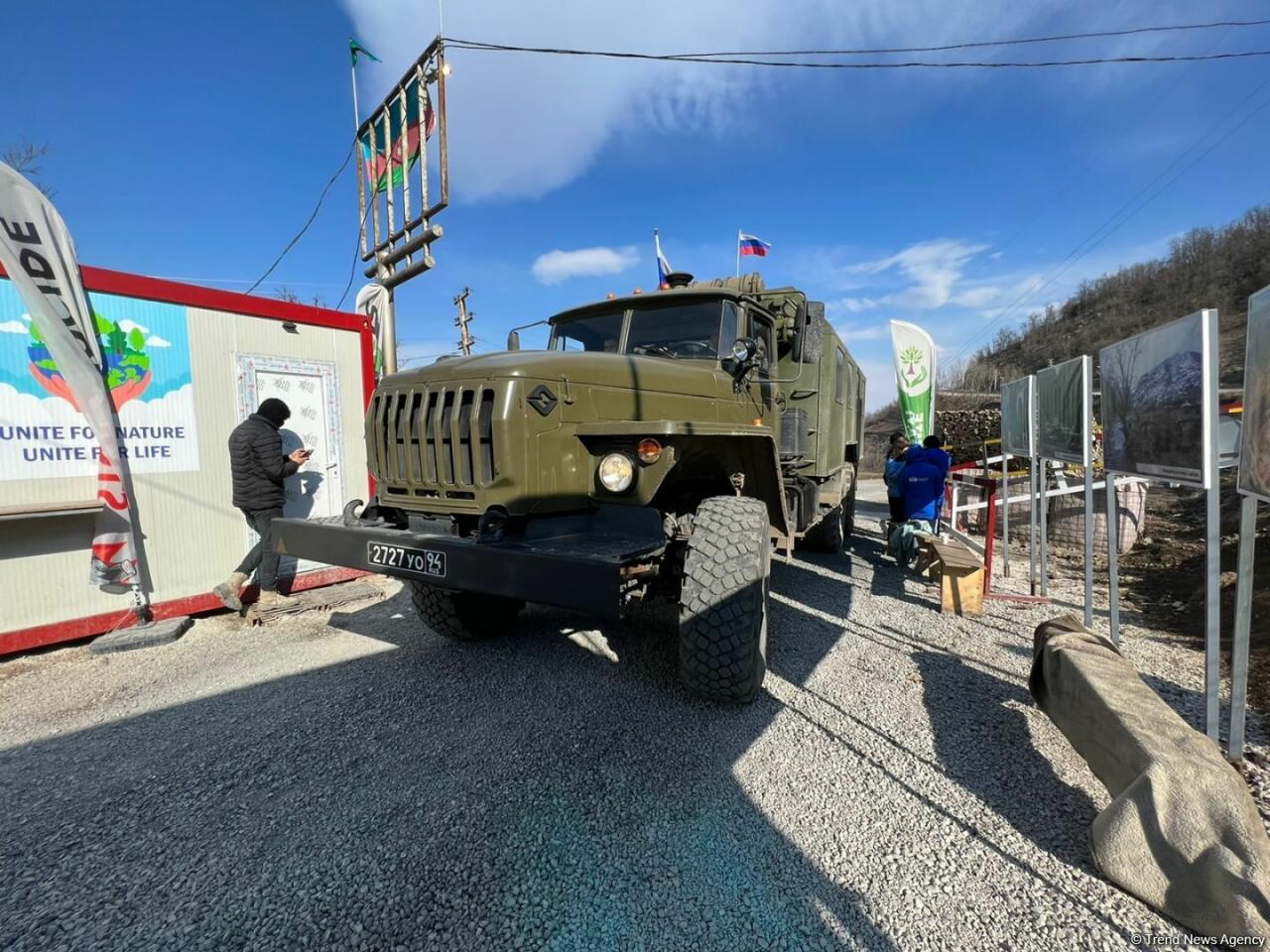 Laçın yolundan sülhməramlıların 7 avtomobili maneəsiz keçid edib