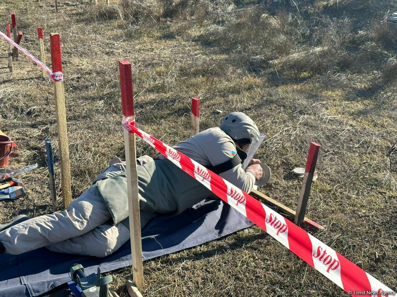 Ermənilər Füzulidə kütləvi məzarlıqların ətrafını minalayıb