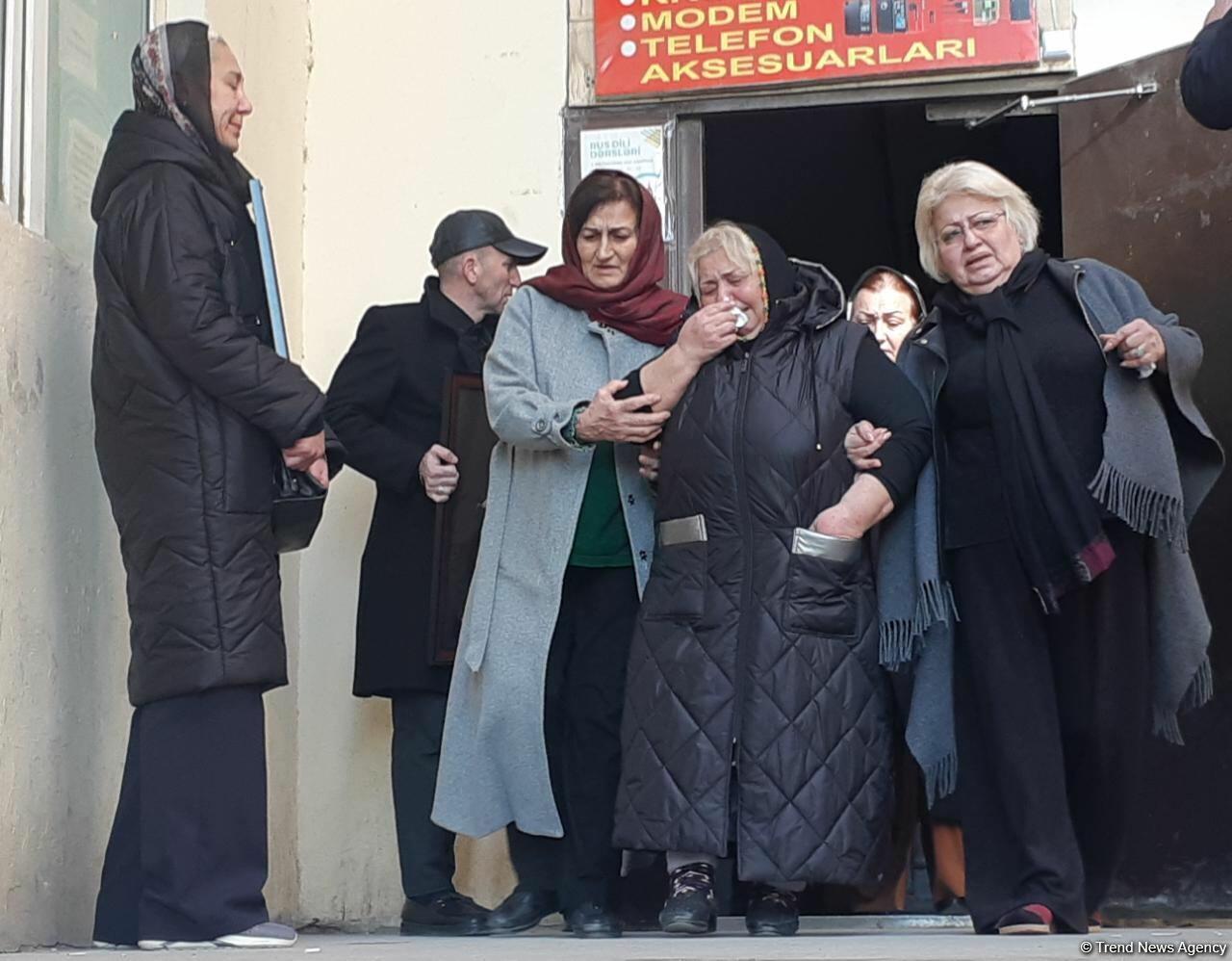 Народного артиста Азербайджана Рамиза Новруза аплодисментами проводили в последний путь