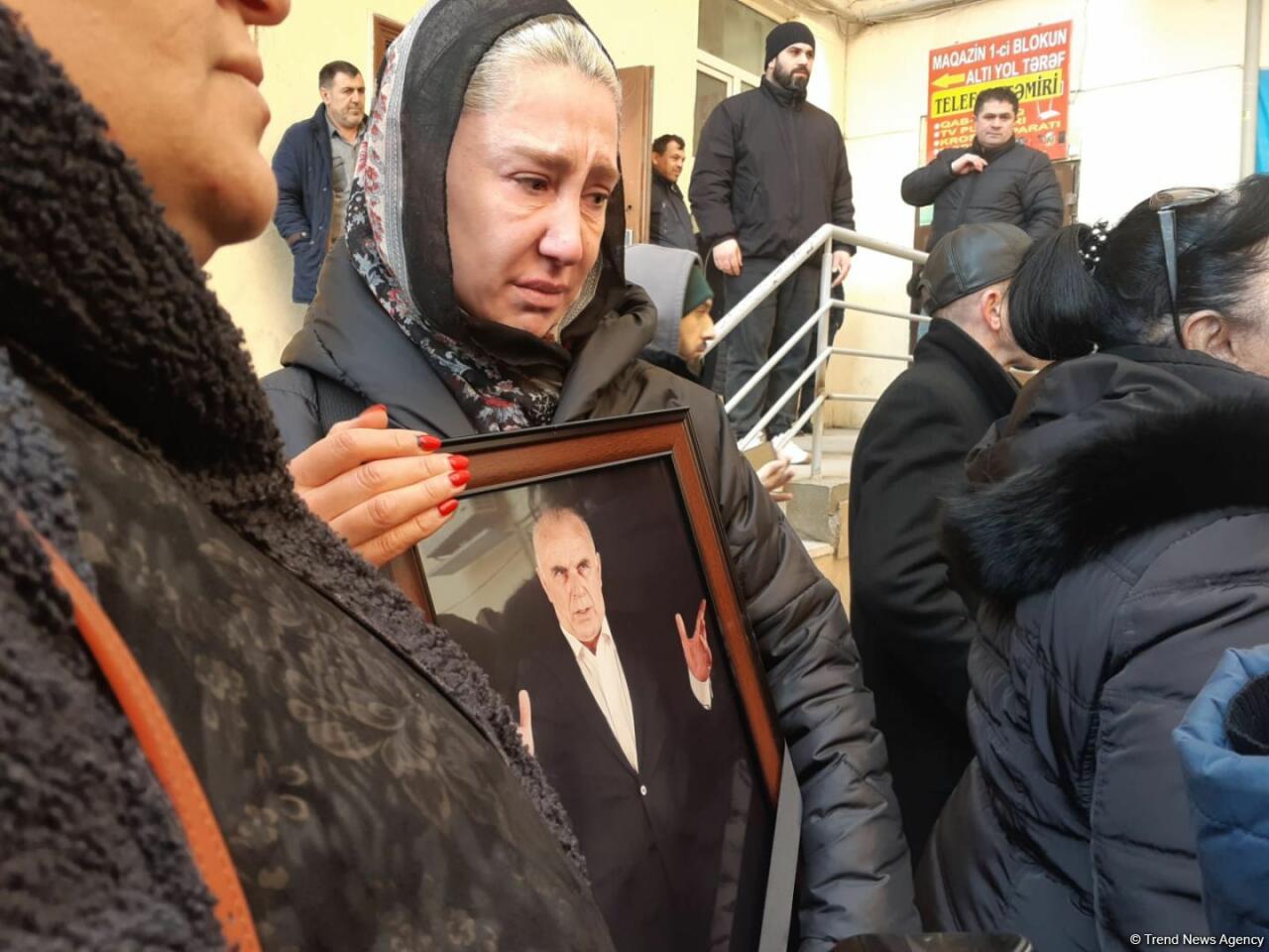 Народного артиста Азербайджана Рамиза Новруза аплодисментами проводили в последний путь