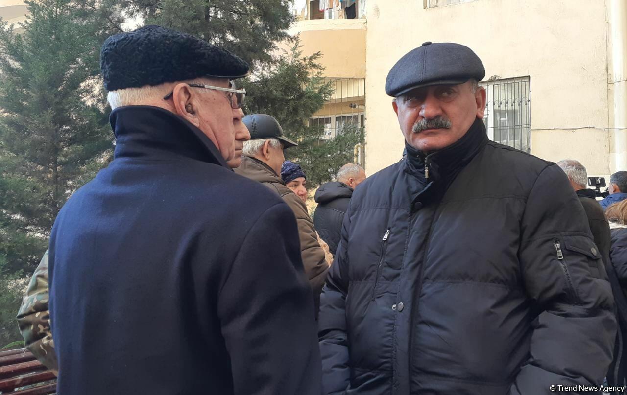 Народного артиста Азербайджана Рамиза Новруза аплодисментами проводили в последний путь