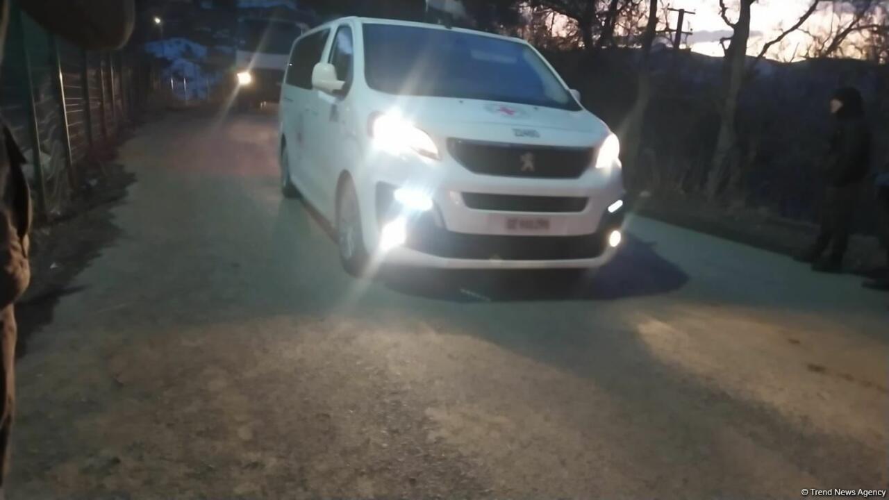 BQXK-ya məxsus avtomobillər Laçın yolundan keçərək geri qayıdıb