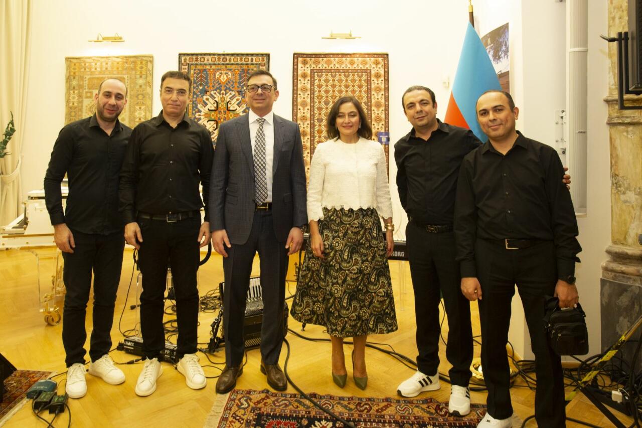 Азербайджанские ковры "Азерхалча" покоряют Австрию