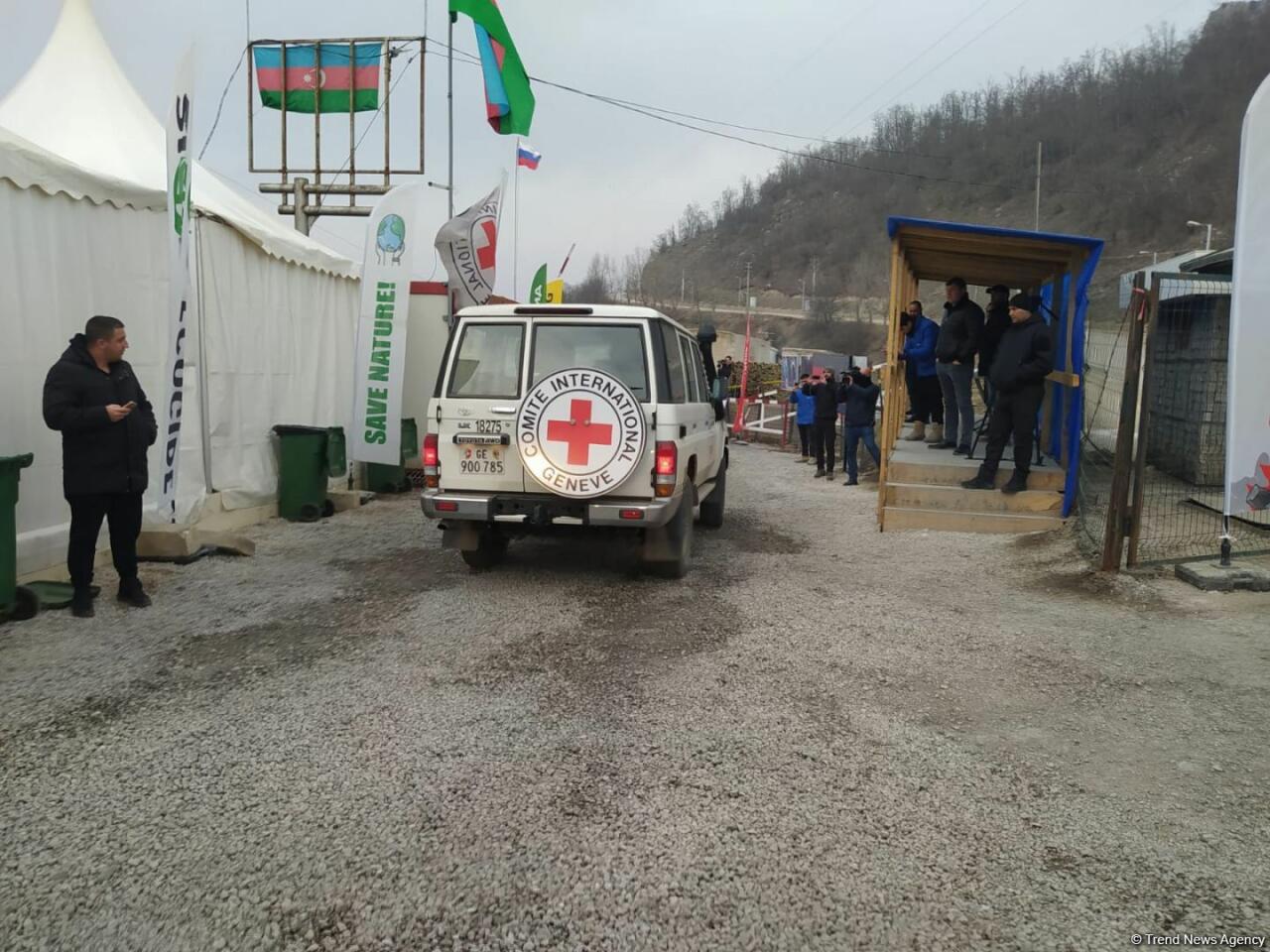 BQXK-ya məxsus 7 avtomobil növbəti dəfə Laçın yolundan keçib