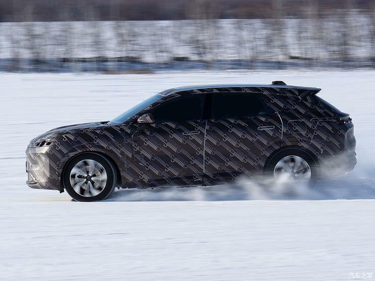 Geely выпустит премиальный гибридный кроссовер Lynk&Co 08