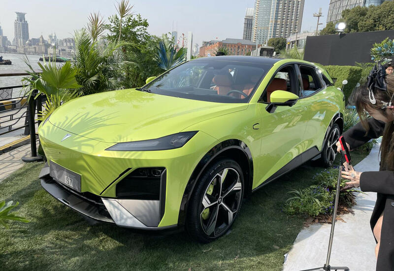 Changan представил в Китае новый кроссовер Shenlan S7