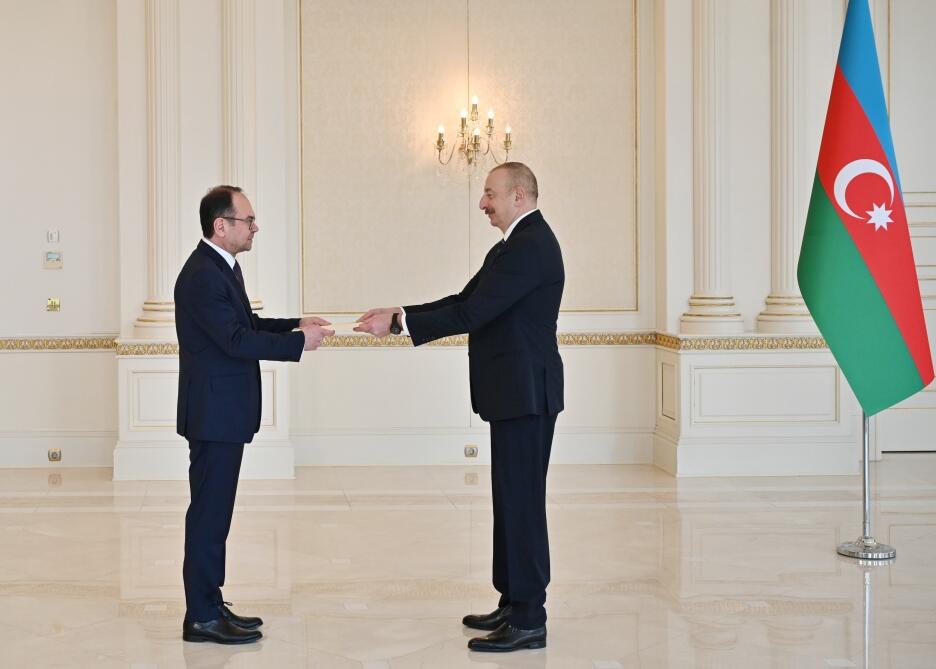 Prezident İlham Əliyev Bolqarıstanın Azərbaycanda yeni təyin olunmuş səfirinin etimadnaməsini qəbul edib