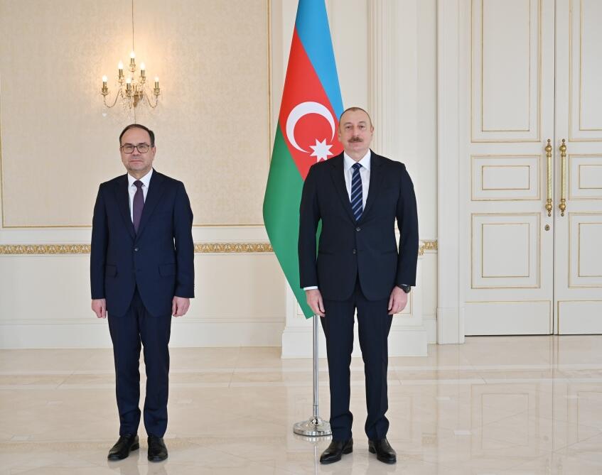 Prezident İlham Əliyev Bolqarıstanın Azərbaycanda yeni təyin olunmuş səfirinin etimadnaməsini qəbul edib