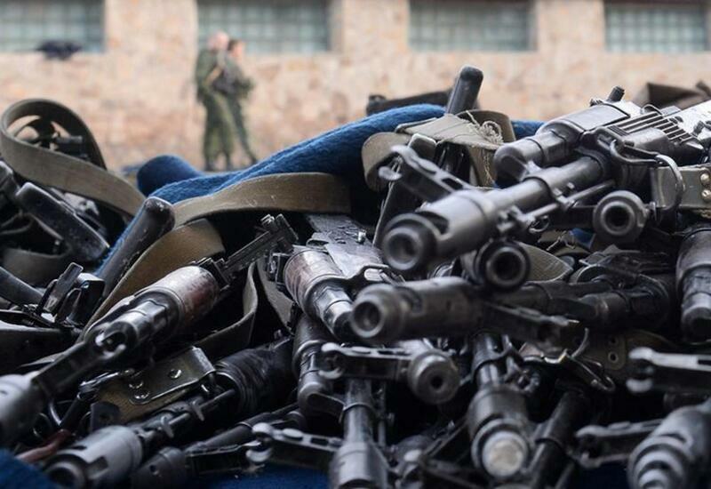 Незаконные армянские вооруженные формирования осуществили военные перевозки в сопровождении российских миротворцев