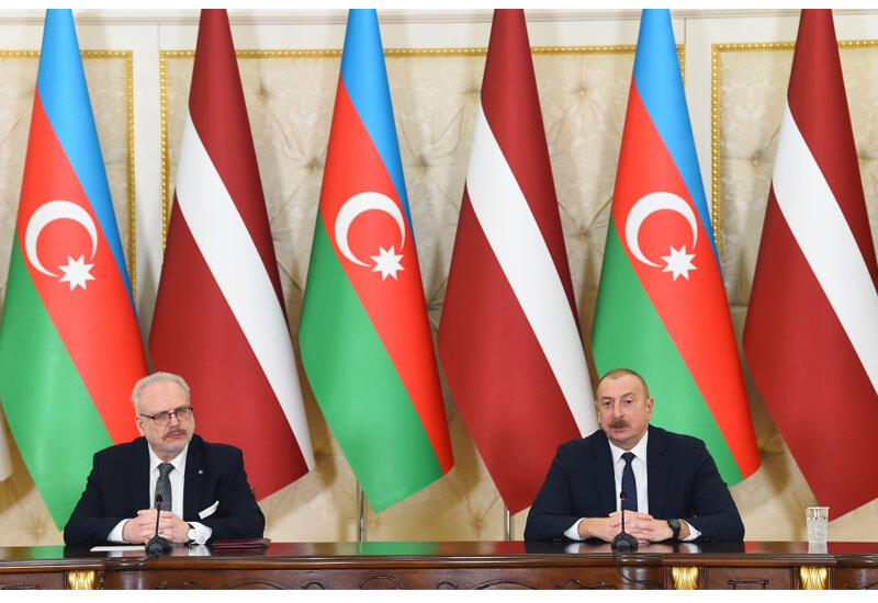 Azərbaycan və Latviya prezidentləri mətbuata bəyanatlarla çıxış ediblər