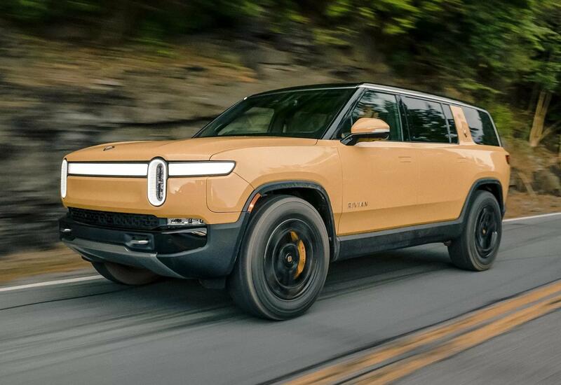 Электрический внедорожник Rivian R1S