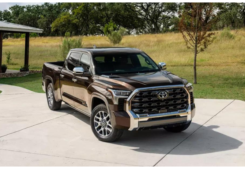 Toyota отзывает все пикапы Tundra нового поколения