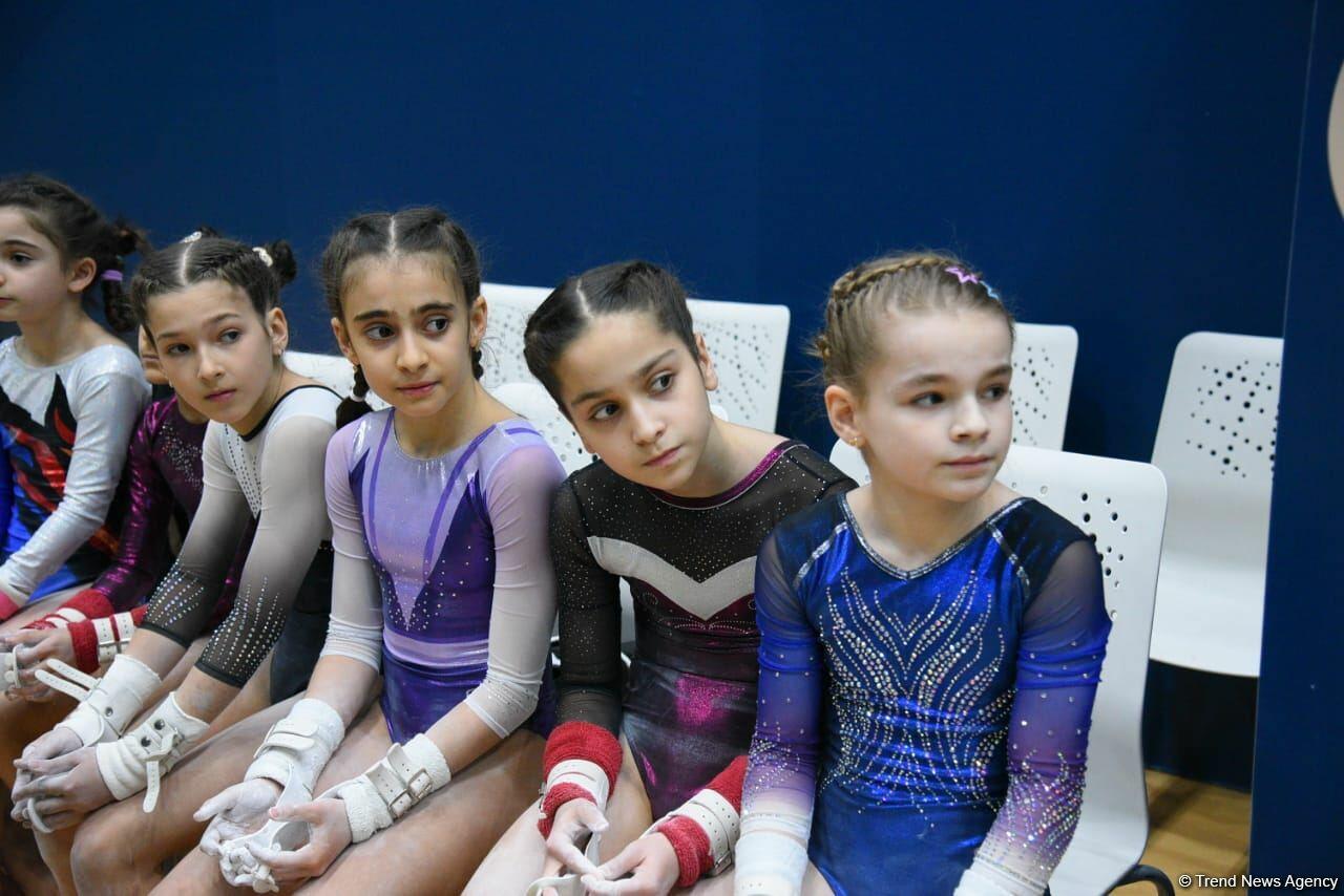Дан старт первенству Азербайджана и чемпионату Баку по спортивной и акробатической гимнастике