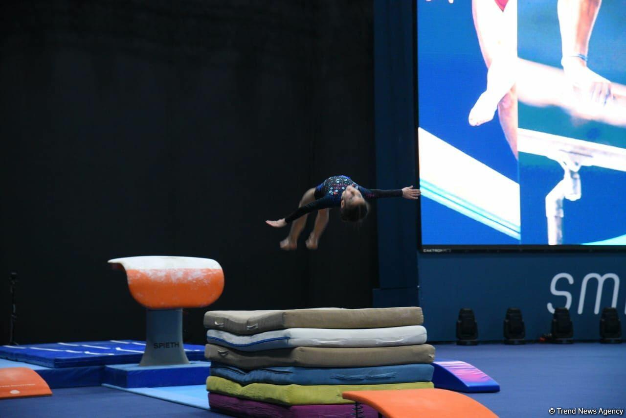 Дан старт первенству Азербайджана и чемпионату Баку по спортивной и акробатической гимнастике