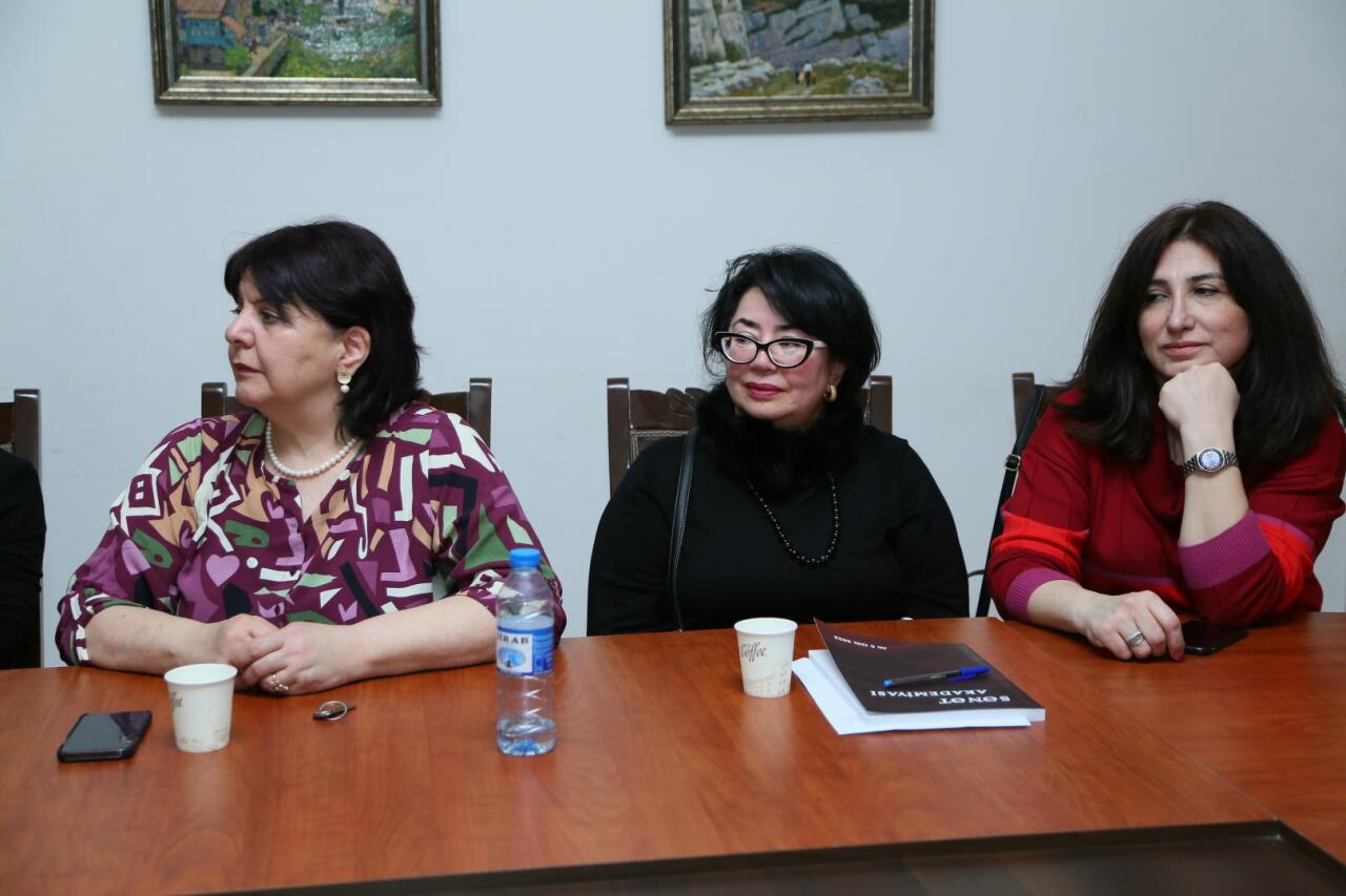 Улдуз Рафили-Алиева - первая азербайджанка, ставшая профессиональным театральным режиссёром