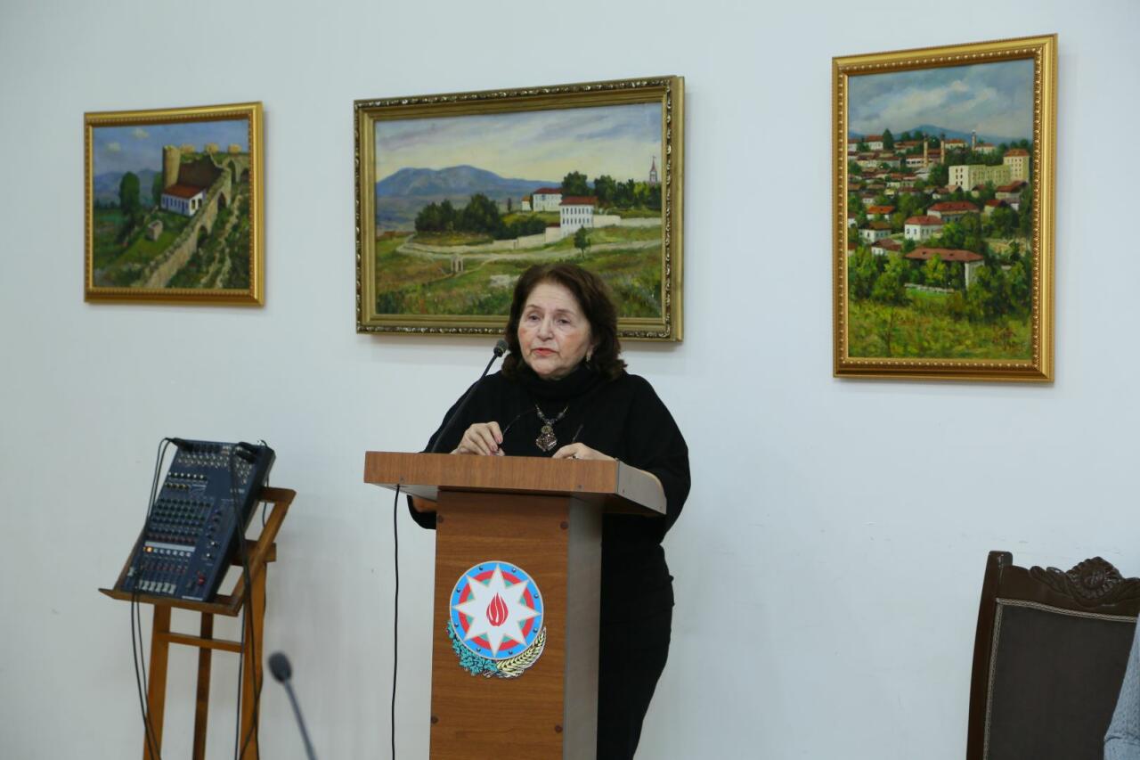 Улдуз Рафили-Алиева - первая азербайджанка, ставшая профессиональным театральным режиссёром
