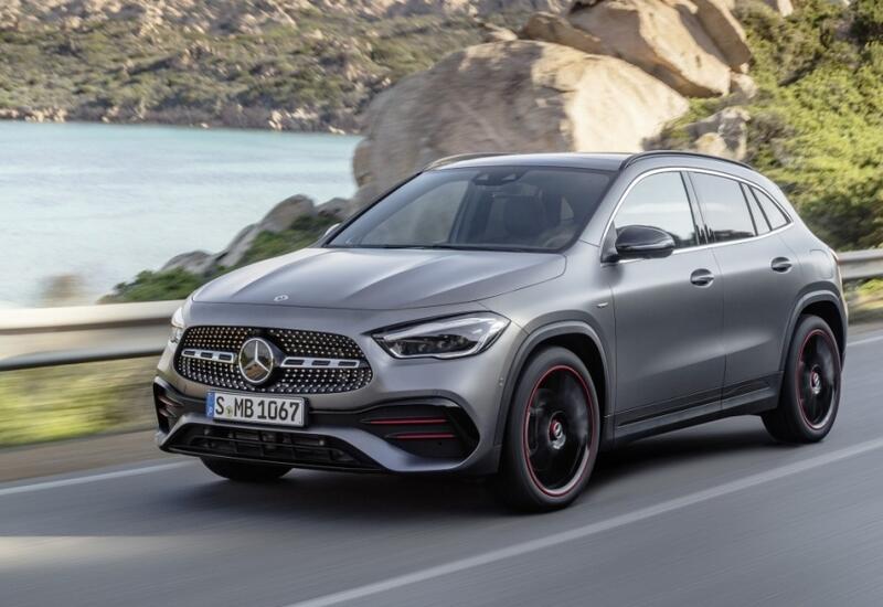 Mercedes-Benz анонсировал обновленный кроссовер GLA