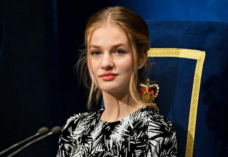 17-летняя испанская принцесса собралась в армию