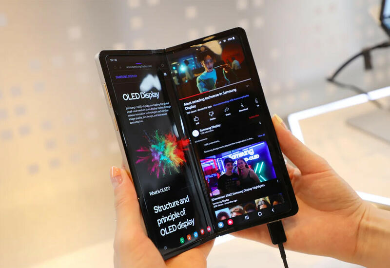 В 2022 году на долю Samsung пришлось более 80% рынка складных смартфонов